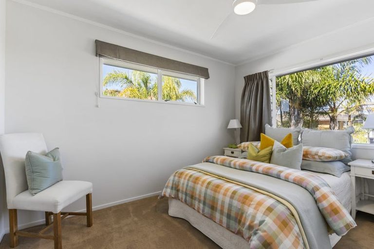 Photo of property in 18 Indus Place, Half Moon Bay, Auckland, 2012