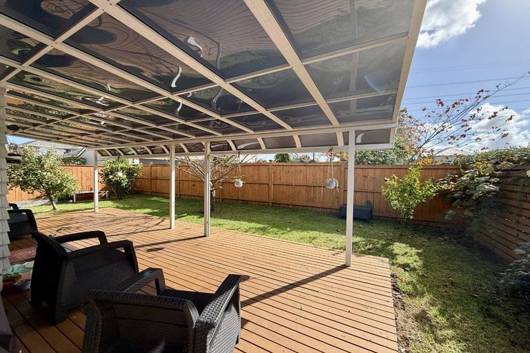 Photo of property in 7 Peat Way, Takanini, 2112