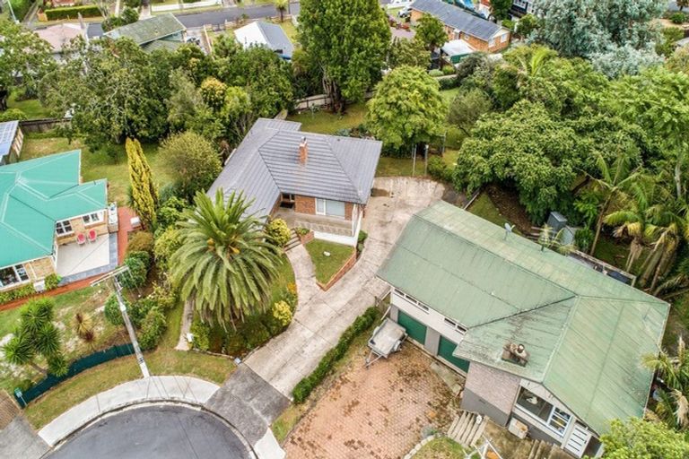 Photo of property in 15 Campbell Place, Papakura, 2110