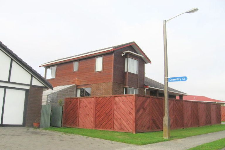 Photo of property in 8 Doncaster Terrace, Ascot Park, Porirua, 5024