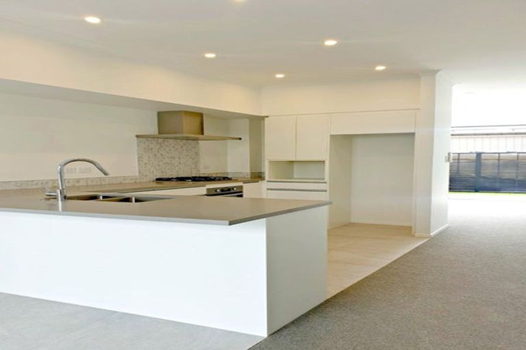 Photo of property in 14 Timu Road, Long Bay, Auckland, 0630