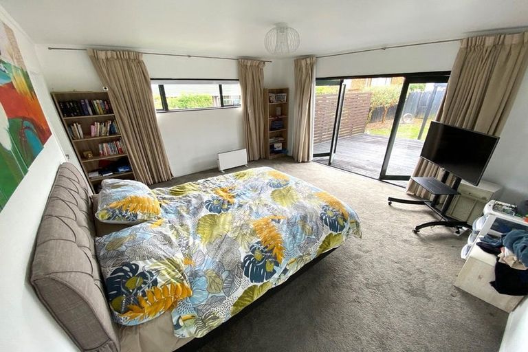 Photo of property in 287 Bucklands Beach Road, Bucklands Beach, Auckland, 2012