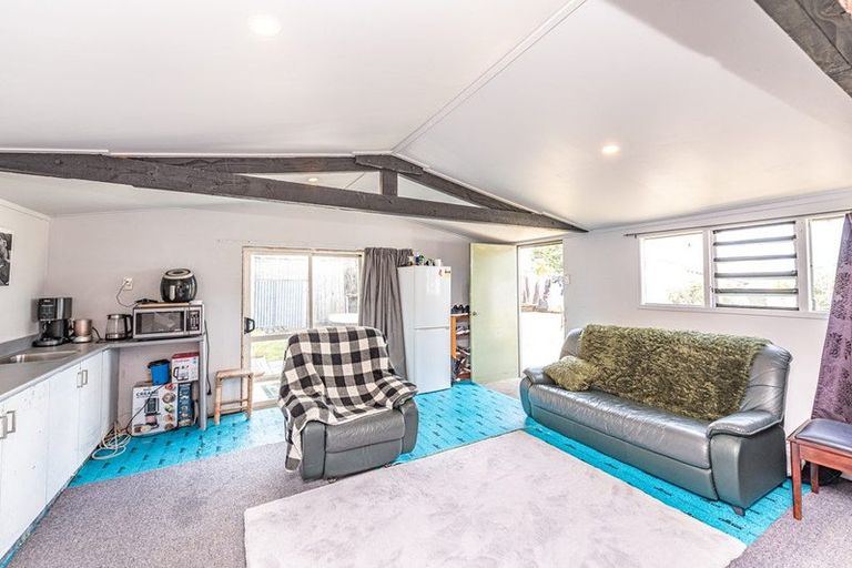 Photo of property in 3 Rogers Street, Castlecliff, Whanganui, 4501