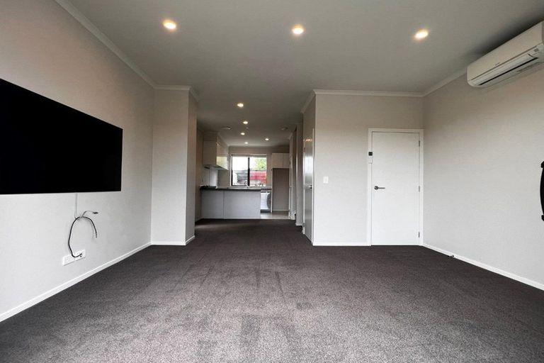 Photo of property in 91c Hobsonville Point Road, Hobsonville, Auckland, 0616