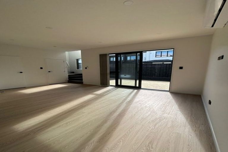 Photo of property in 4b Allen Street, Mangere East, Auckland, 2024