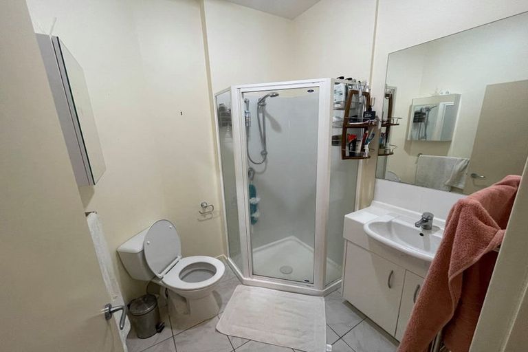 Photo of property in Stadium Garden Flats, 506/107 Thorndon Quay, Pipitea, Wellington, 6011