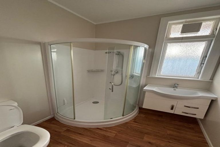 Photo of property in 58 Rotherham Terrace, Miramar, Wellington, 6022