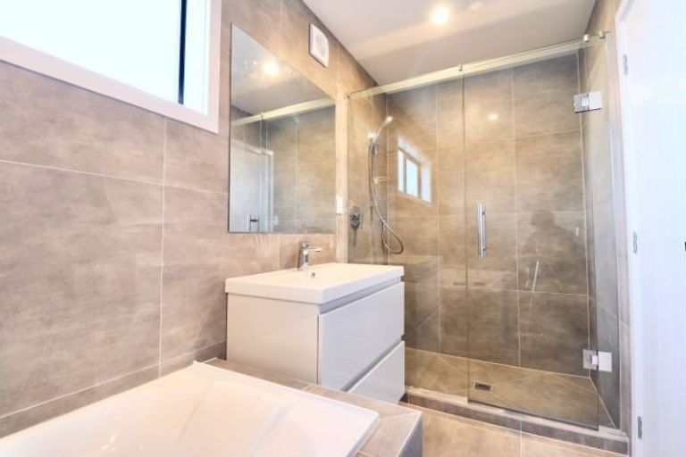 Photo of property in 210b Forrest Hill Road, Forrest Hill, Auckland, 0620