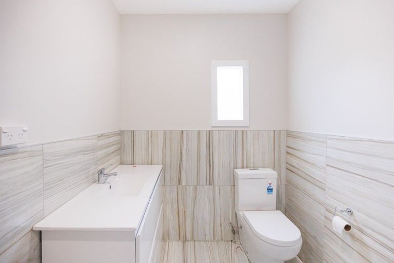 Photo of property in 972 Tremaine Avenue, Roslyn, Palmerston North, 4414