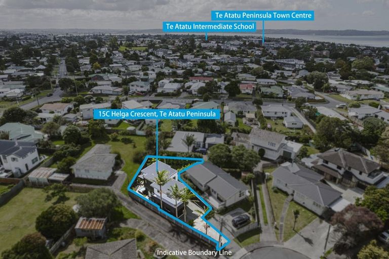 Photo of property in 15c Helga Crescent, Te Atatu Peninsula, Auckland, 0610