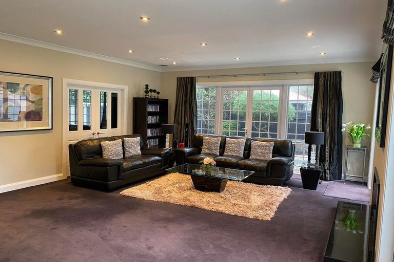 Photo of property in 2 Blundell Way, Heretaunga, Upper Hutt, 5018