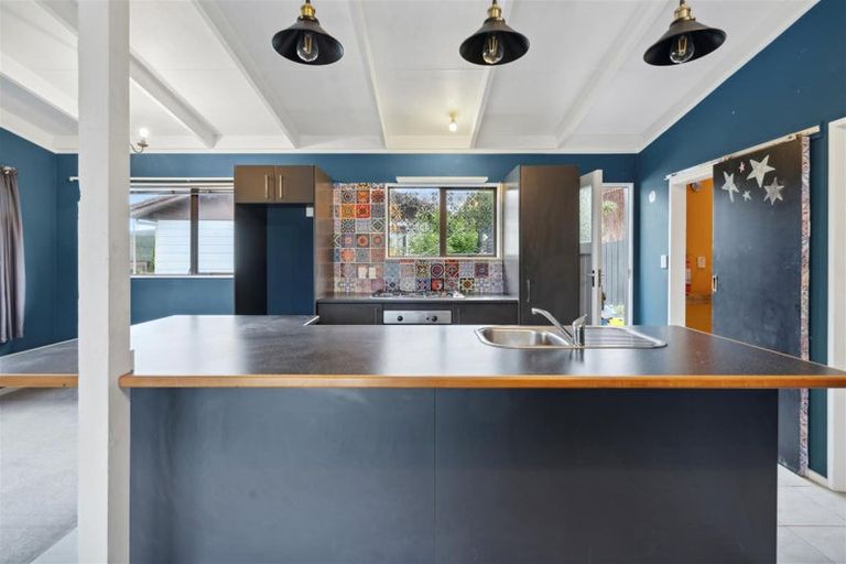 Photo of property in 183 Holborn Drive, Stokes Valley, Lower Hutt, 5019