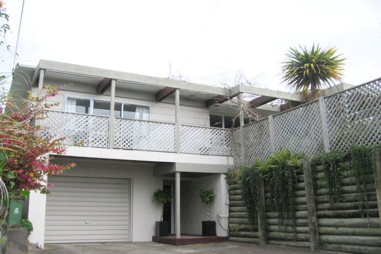 Photo of property in 3 Pine Avenue, Otumoetai, Tauranga, 3110