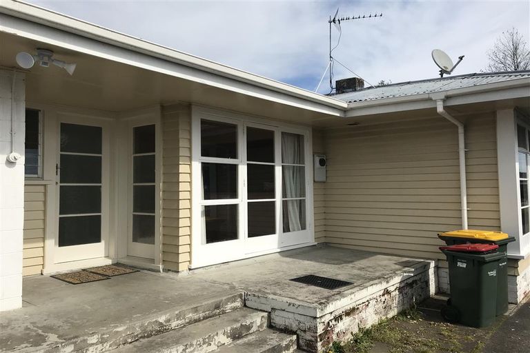 Photo of property in 136 Great South Road, Takanini, 2112