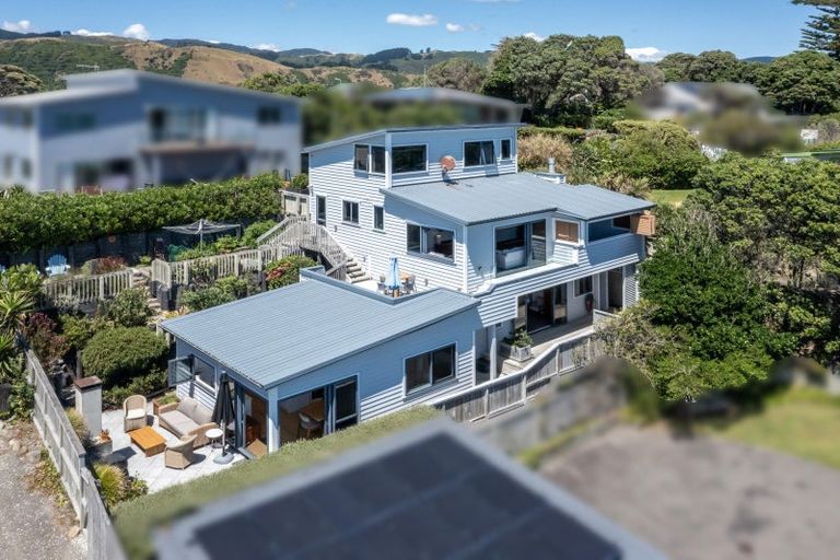 Photo of property in 11a Rosetta Road, Raumati South, Paraparaumu, 5032