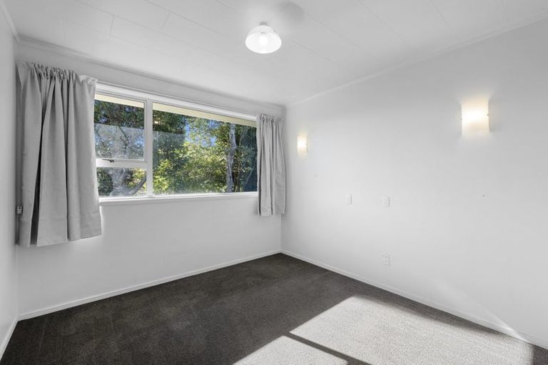 Photo of property in 43a Cumberland Street, Merrilands, New Plymouth, 4312