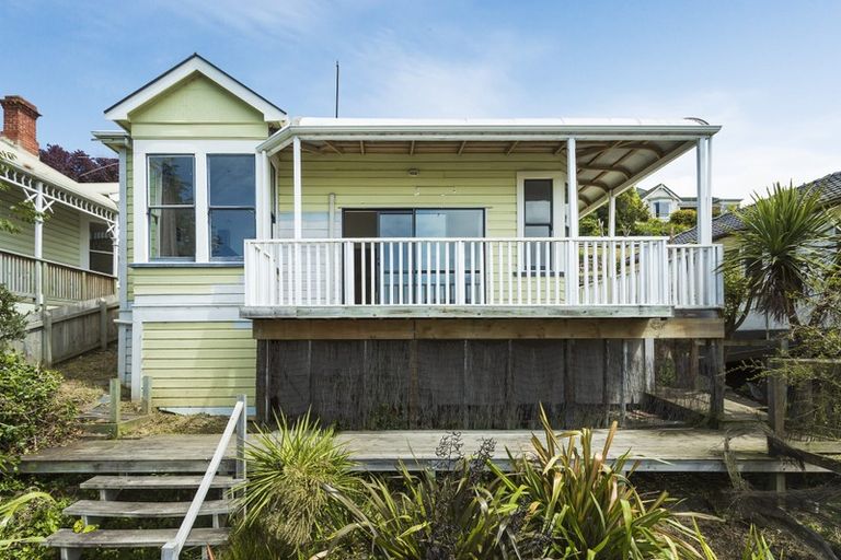 Photo of property in 39 Easther Crescent, Kew, Dunedin, 9012