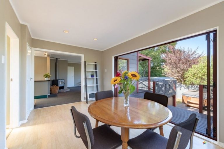 Photo of property in 676 Main Road North, Te Marua, Upper Hutt, 5018