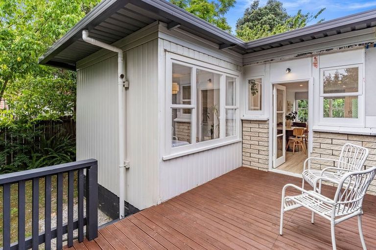 Photo of property in 6/134 Edmonton Road, Te Atatu South, Auckland, 0610