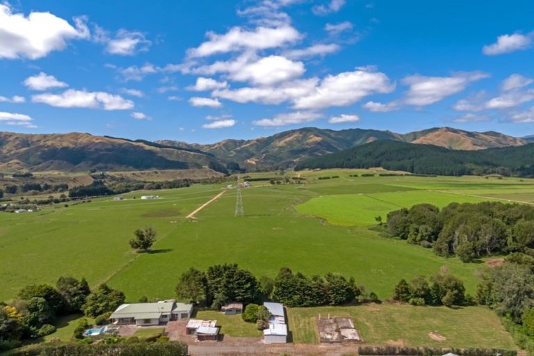 Photo of property in 119 Engles Road, Shannon, 4821