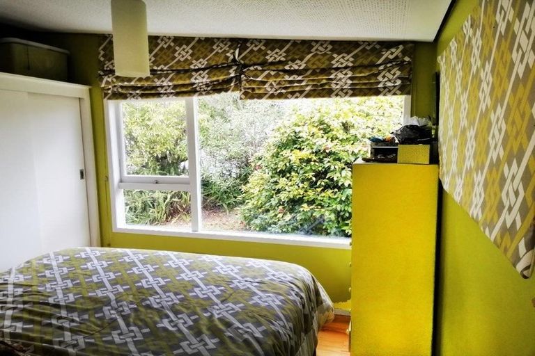 Photo of property in 10 Paramu Avenue, Birkdale, Auckland, 0626