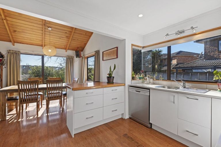 Photo of property in 1/17 Manuwai Road, Torbay, Auckland, 0630