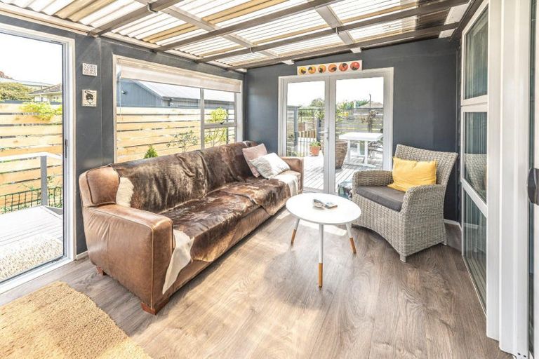 Photo of property in 5 Toi Street, Tawhero, Whanganui, 4501