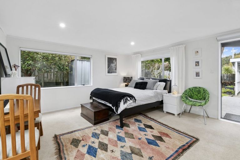 Photo of property in 1/17 Merriefield Avenue, Forrest Hill, Auckland, 0620