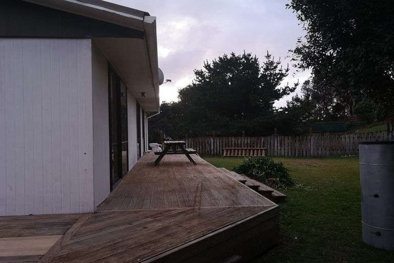 Photo of property in 12 Freyberg Crescent, Waikanae Beach, Waikanae, 5036