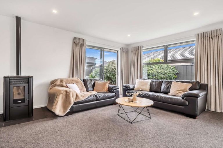 Photo of property in 12 Castleton Drive, Rolleston, 7615