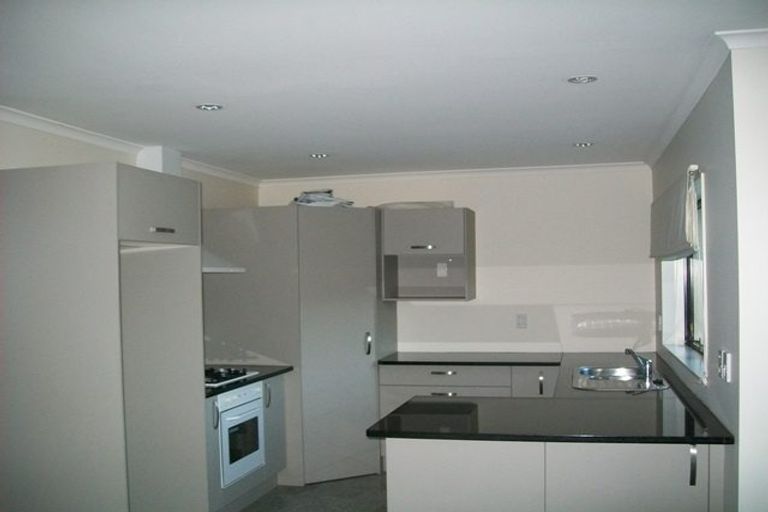 Photo of property in 12 Shrule Place, Huntington, Hamilton, 3210