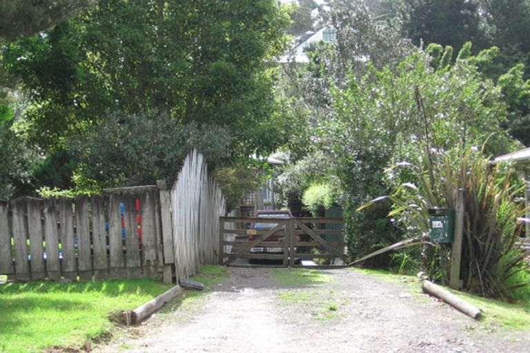 Photo of property in 1/6 Woodside Road, Massey, Auckland, 0614