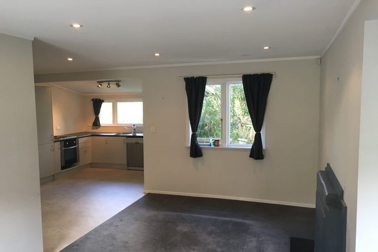 Photo of property in 7 Victory Road, Laingholm, Auckland, 0604