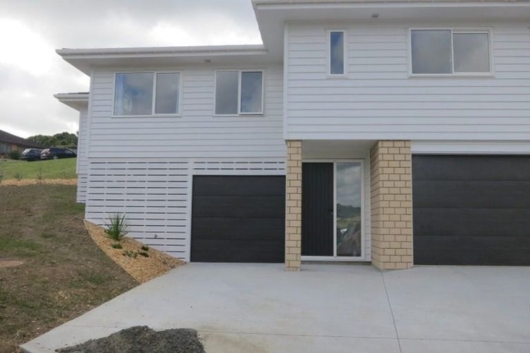 Photo of property in 28 Te Kauri Place, Helensville, 0800