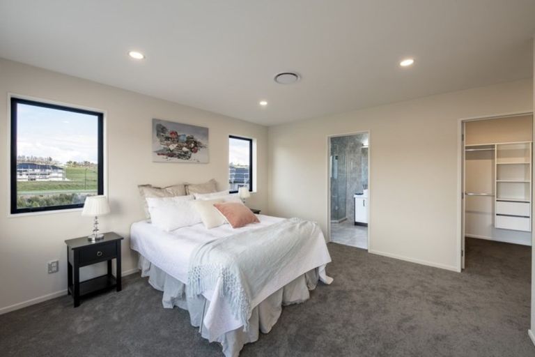 Photo of property in 13 Matiki Road, Flat Bush, Auckland, 2019