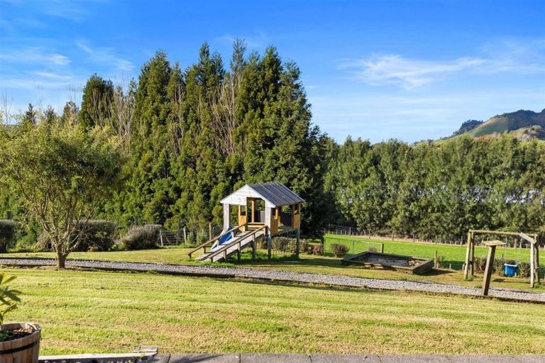 Photo of property in 1394 No 3 Road, Te Puke, 3183