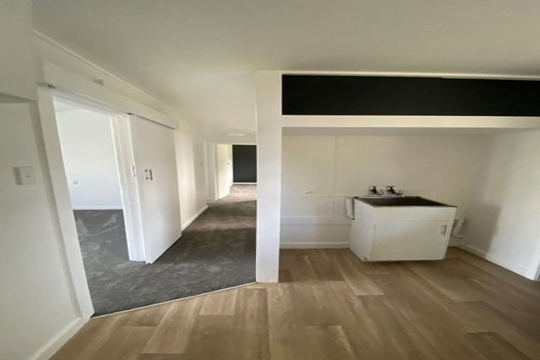 Photo of property in 52 Lancaster Street, Takaro, Palmerston North, 4412