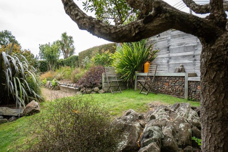 Photo of property in 29 Te Papau Crescent, Diamond Harbour, 8972