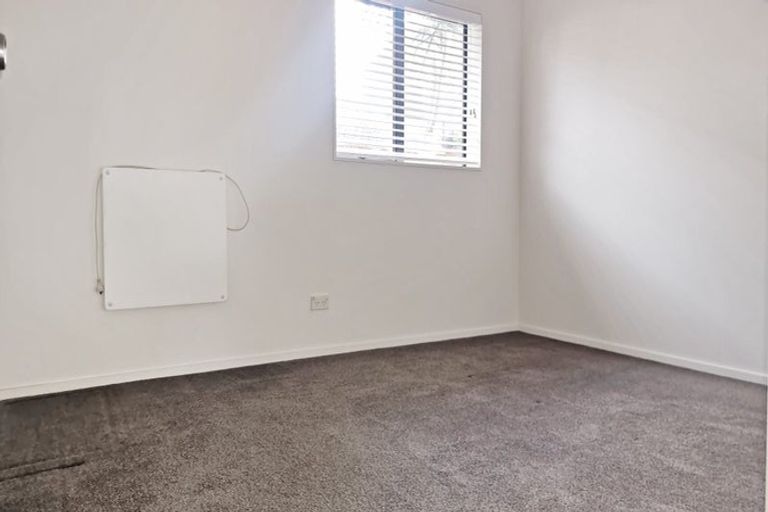 Photo of property in 1/12 Sundown Avenue, Manly, Whangaparaoa, 0930