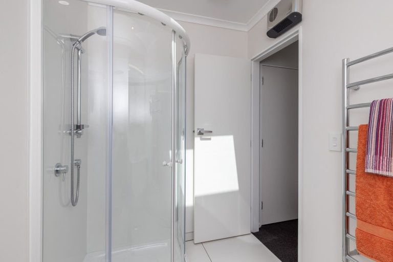 Photo of property in 80 The Esplanade, Raumati South, Paraparaumu, 5032