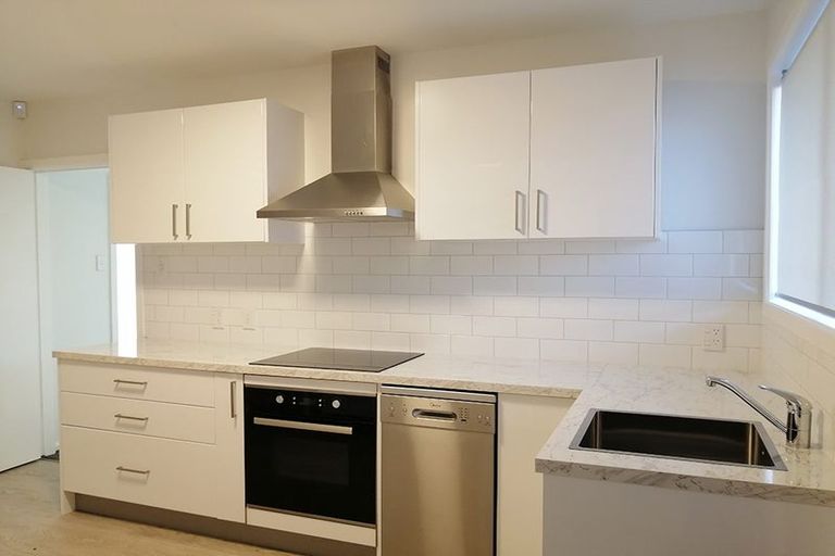 Photo of property in 2/8 Leslie Street, Upper Riccarton, Christchurch, 8041