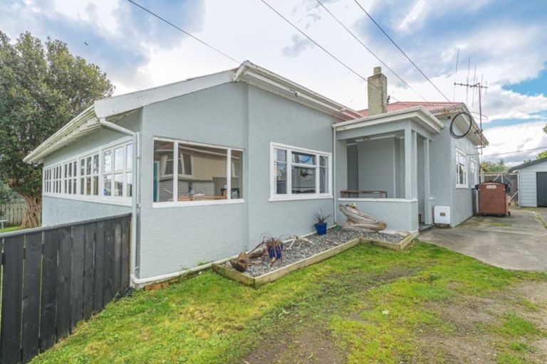 Photo of property in 25 Durie Street, Durie Hill, Whanganui, 4500