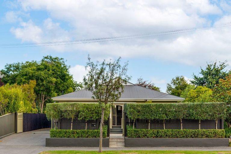 Photo of property in 66 Kahu Road, Fendalton, Christchurch, 8041