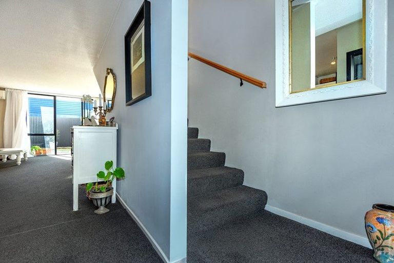 Photo of property in 2/88 Antigua Street, Addington, Christchurch, 8024