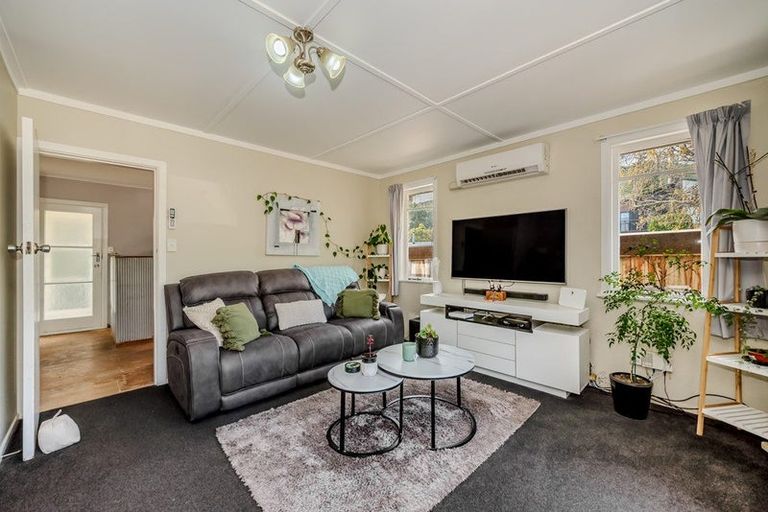 Photo of property in 2 Riwai Street, Paraparaumu, 5032