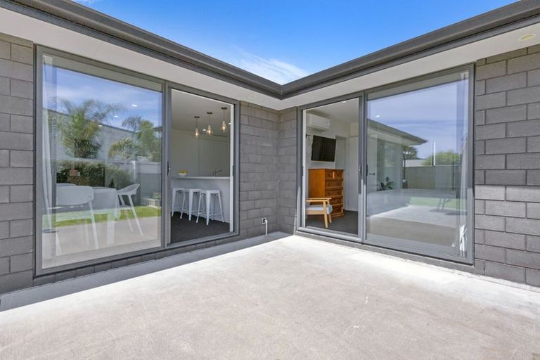 Photo of property in 27 Smith Street, Lepperton, New Plymouth, 4373