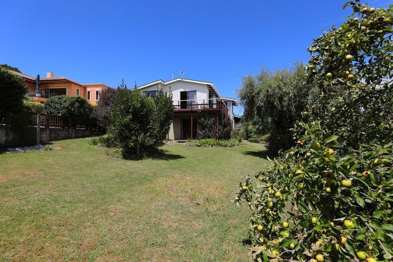 Photo of property in 50 Harvey Street, Waipahihi, Taupo, 3330