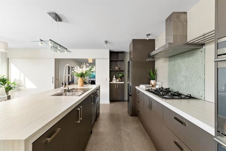 Photo of property in 12 Mystery Grove, Lake Hayes, Queenstown, 9304