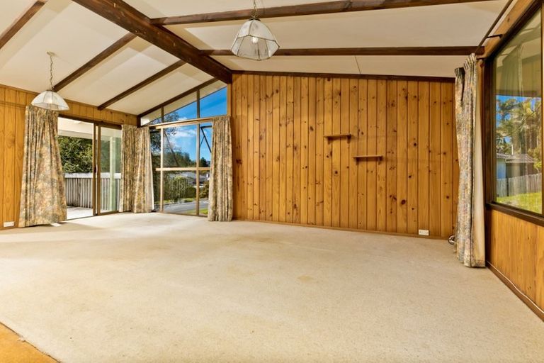 Photo of property in 22 Awaruku Road, Torbay, Auckland, 0630