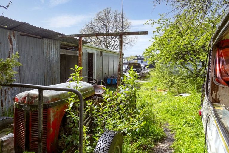 Photo of property in 75 Te Rangitautahanga Road, Turangi, 3334